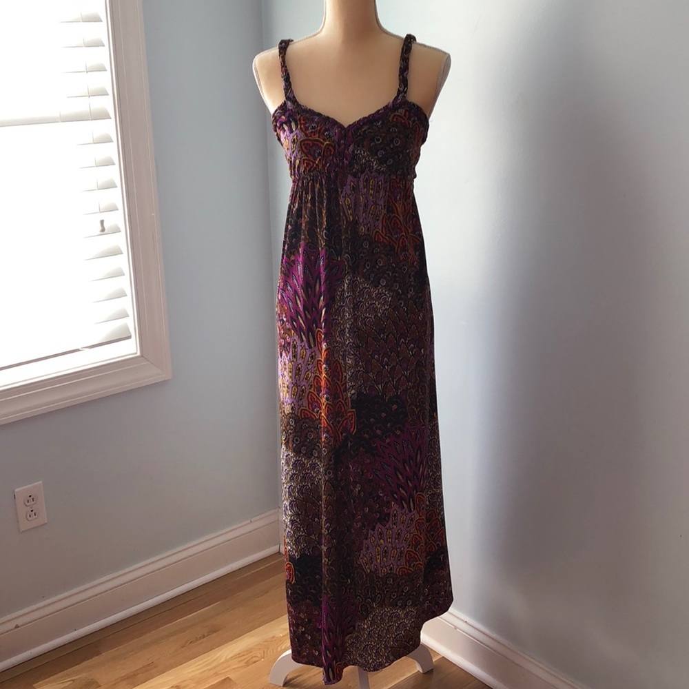 Beautiful maxi dress size medium